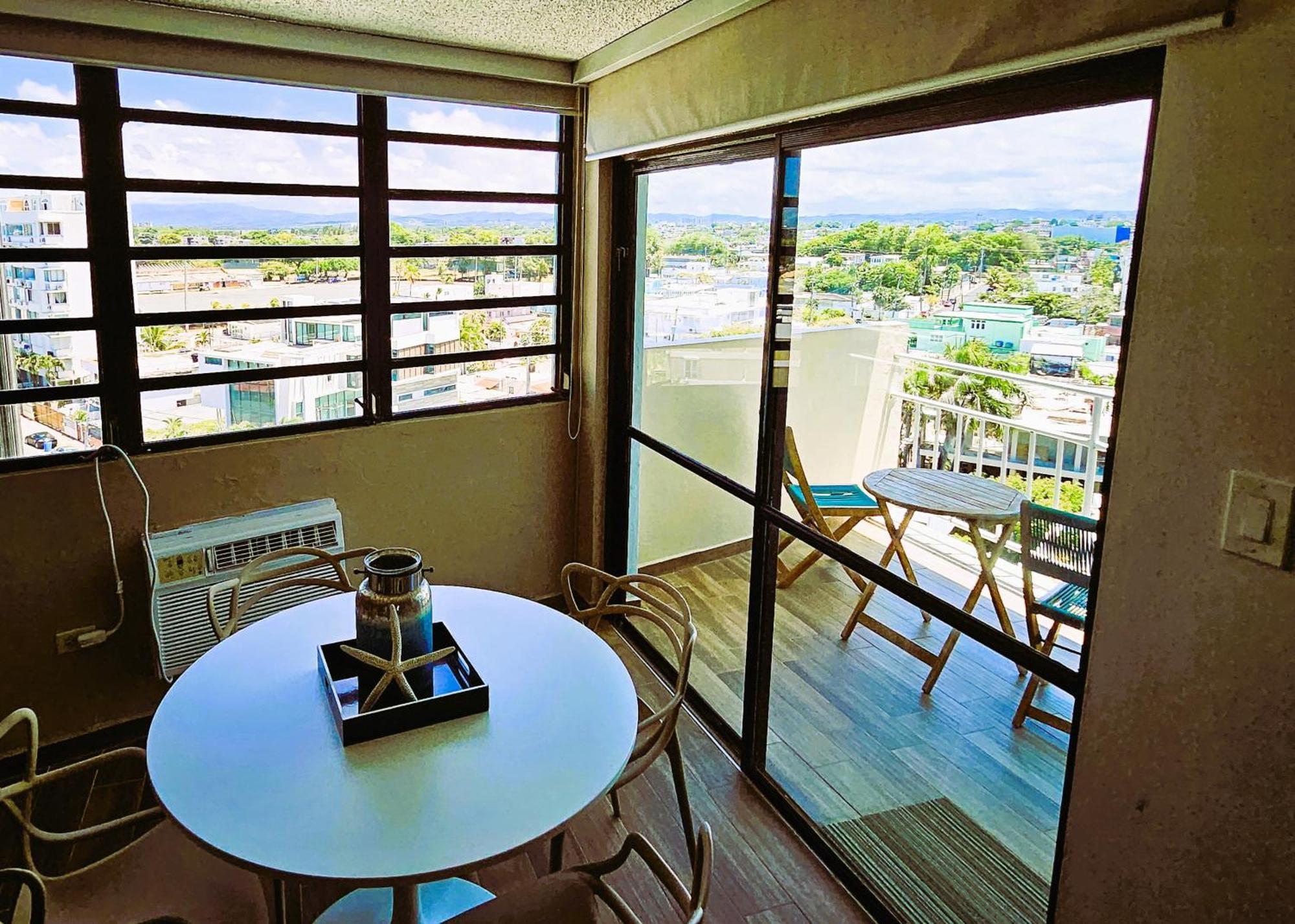 Kasa Starfish By The Sea Balcony Ocean And City View San Juan Exterior foto